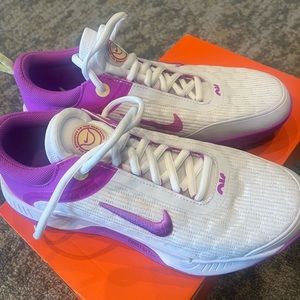 Nike Zoom Court NXT tennis hard court shoes. Women size 8.5 brand new in box